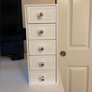 Elegant White Jewelry Organizer with 5 Drawers